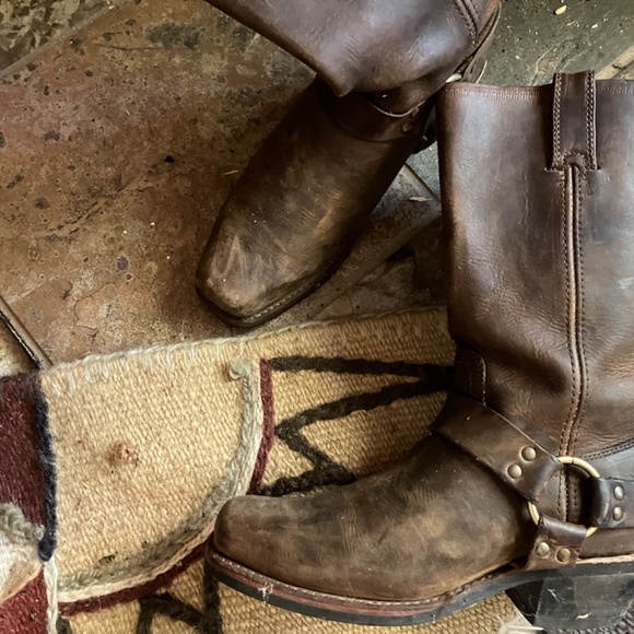 FRYE HARNESS 12R WOMENS - Picture 2 of 5